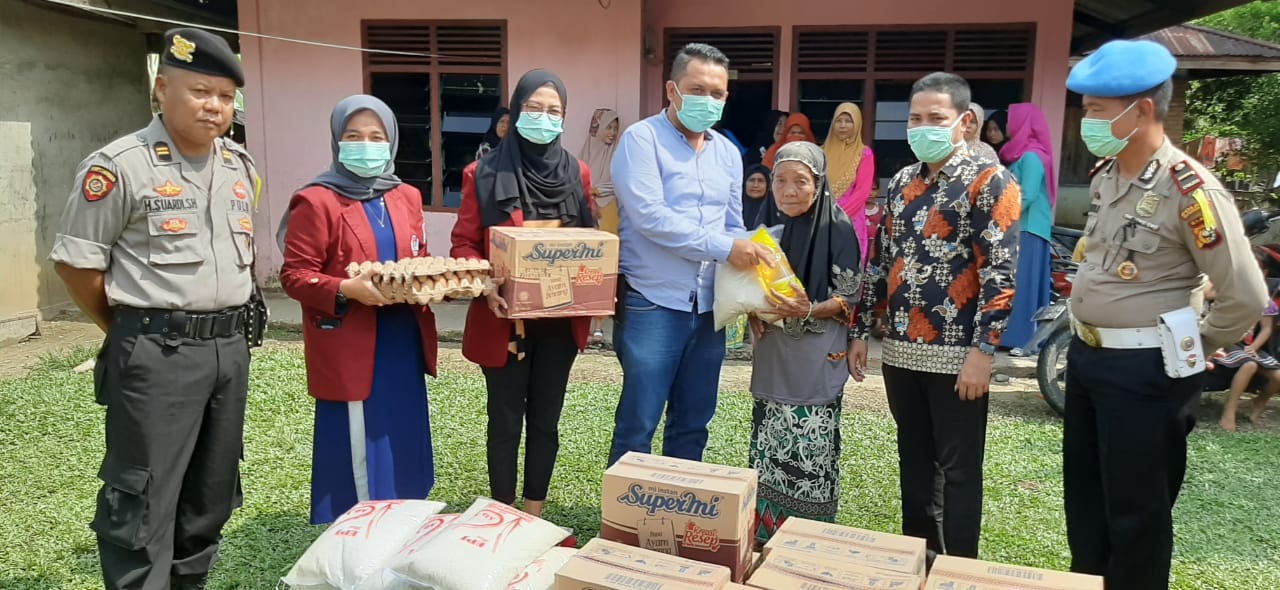 Polres Kampar Bersama Insan Pers dan Mahasiswa Kumpulkan Bantuan untuk Warga Kurang Mampu