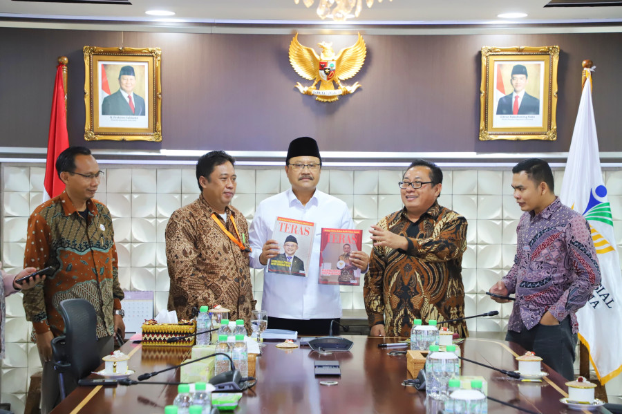 Ketum SMSI Firdaus Pimpin Audiensi dengan Mensos Saifullah Yusuf