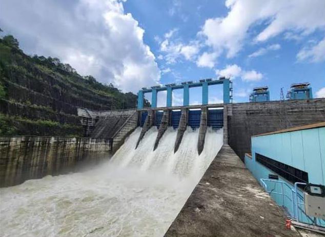 Elevasi Air Capai Batas Maksimal, PLTA Koto Panjang Tambah Bukaan Pintu Waduk