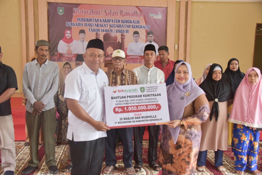 Bupati Kasmarni Safari Ramadhan Perdana, Perkuat Kebersamaan dan Berbagi