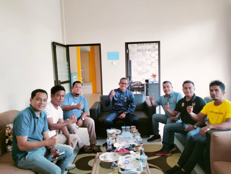 Camat Hulu Kuantan Coffe Morning Bersama Sejumlah Wartawan