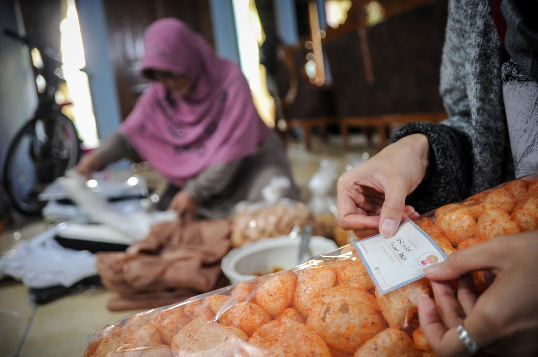 Kemenag Gratiskan Sertifikasi Halal 3.283 Pedagang Wong Cilik