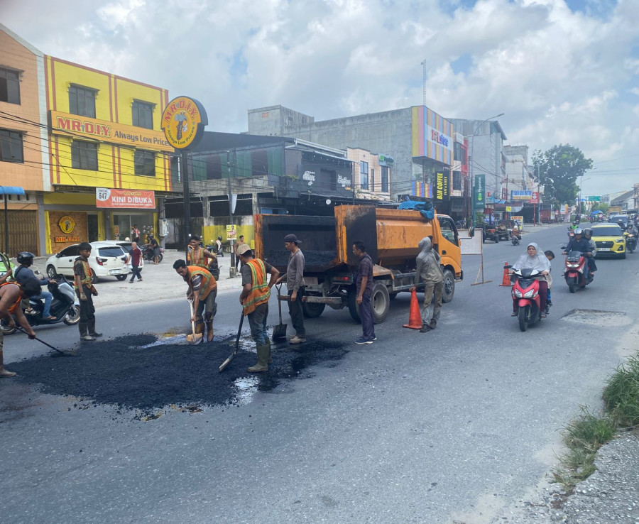 Pemprov Riau Tuntaskan Perbaikan Jalan Imam Munandar dan Hang Tuah