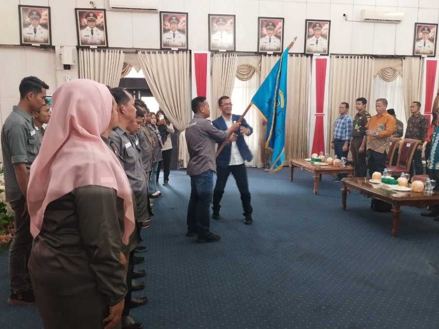 Ajak Semua Bersatu, Raja Isyam Lantik Pengurus PWI Kampar 2023-2026