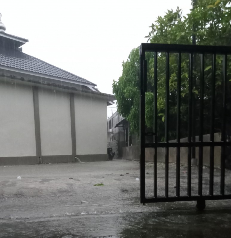 Waspada! Hujan Disertai Petir Masih Berpotensi Terjadi di Riau