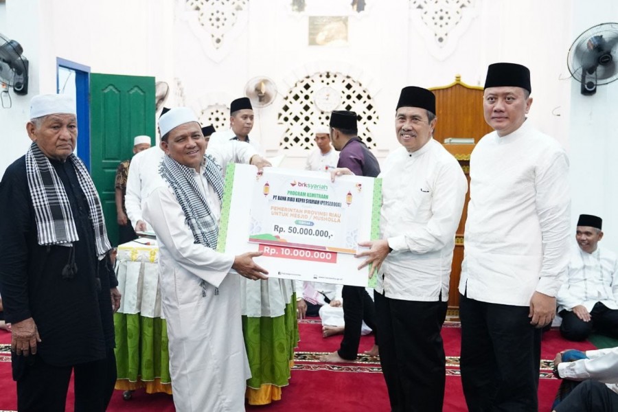 Turunkan Kemiskinan Ekstrem, Gubri Syamsuar Minta Massifkan Gerakan Zakat