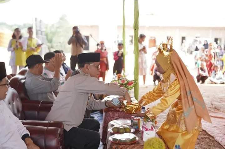 Bupati Kuansing Audiensi dengan Warga Sungai Besar dan Resmikan Masjid Ar-Rahman
