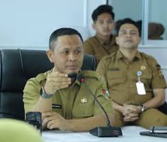 Wali Kota Pekanbaru Tegaskan Larangan Merokok di Kantor, TPP Pegawai Jadi Taruhan