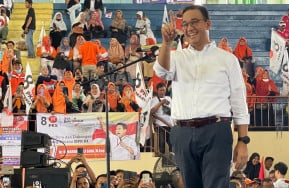 Petani di Jabar Curhat soal Pupuk Langka pada Capres Anies Baswedan