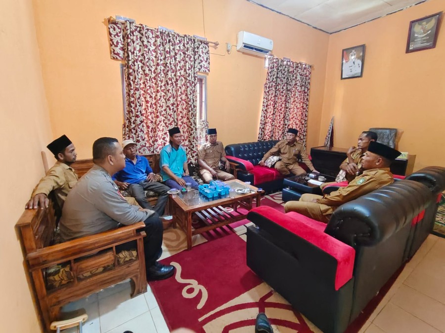 Polsek Rupat Aktif Dorong Ketahanan Pangan Jagung Pipil Bersama Perangkat Desa