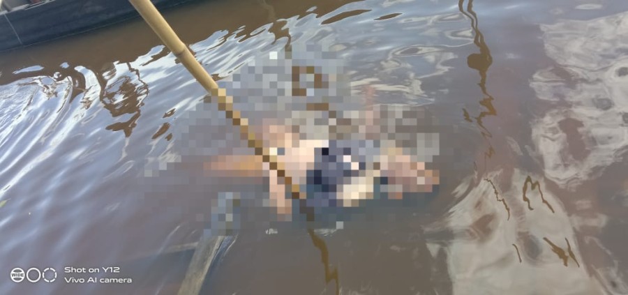 Mayat Misterius Ditemukan Mengapung di Pelabuhan Sungai Duku Pekanbaru