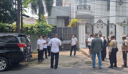 Polisi Geledah 2 Rumah Ketua KPK Firli Bahuri