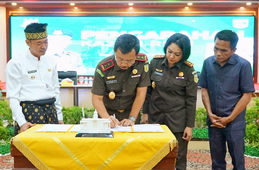 Kunjungi Rohil, Kajati Riau Beri Masukan Agar Terhindar  dari Korupsi