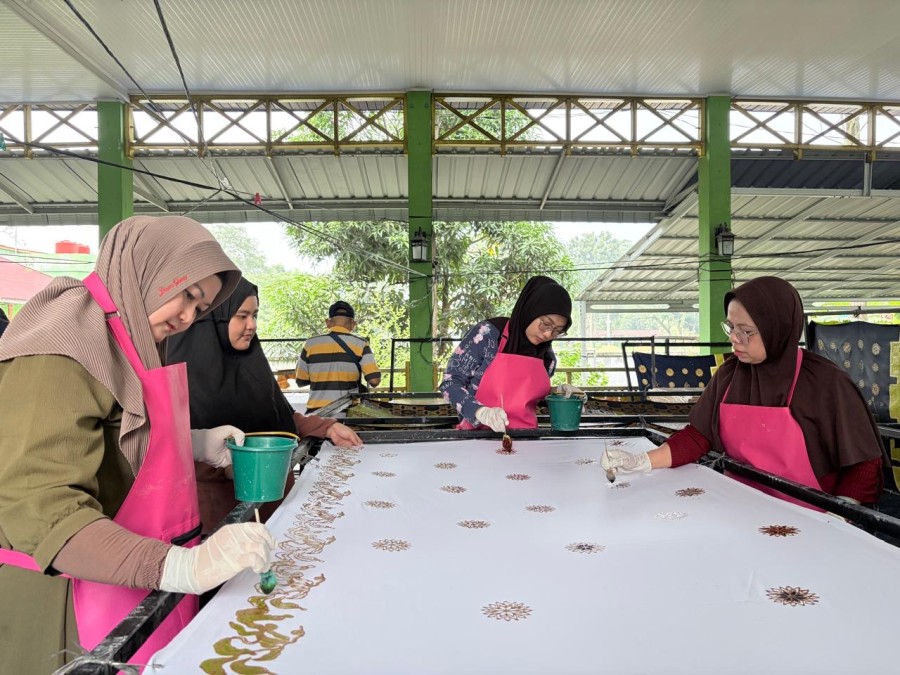 Batik Mandau dan Batik Dumai, Ada Motif Nenas hingga Motif Pompa Angguk