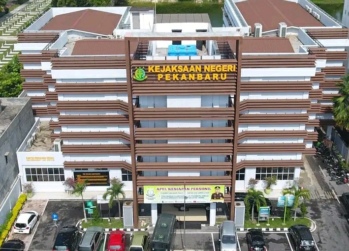 Kejari Pekanbaru Periksa Sekwan DPRD soal Dugaan Korupsi Anggaran