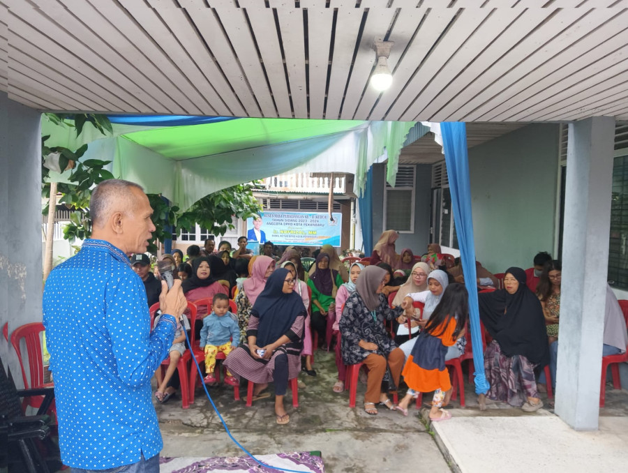 Reses di Kelurahan Kedung Sari, Nofrizal Sosialisasikan Program UHC kepada Warga