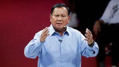 Prabowo Bakal Ubah Subsidi BBM dan Listrik Jadi Uang Tunai