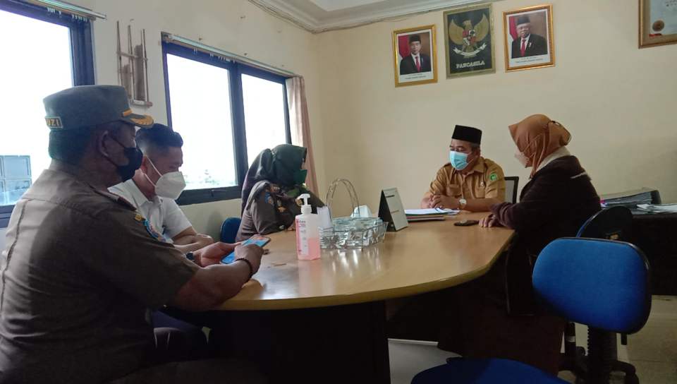 Terjaring Operasi Yustisi, Oknum Bidan RSUD Meranti Lecehkan Satpol-PP