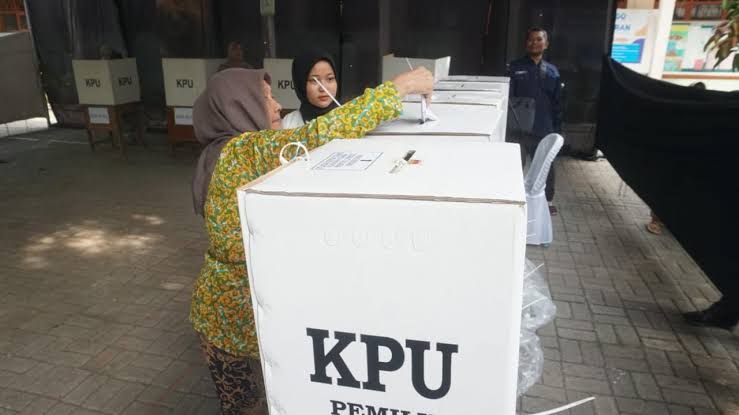 PDIP Resmi Tolak Pakai Sirekap dalam Rekapitulasi Pemilu 2024