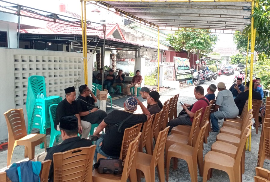 Rumah Duka Zulmansyah Sekedang Mulai Dipadati Pelayat