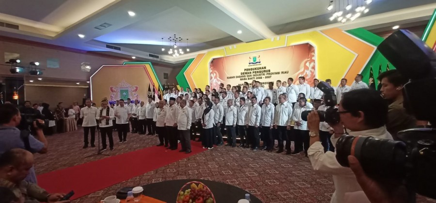 Dilantik Jadi Ketua Kadin Riau, Masuri Ingin UMKM Penguat Ekonomi