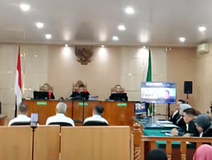 JPU KPK Tuntut Abdul Wahid 8,5 Tahun Penjara, Dani M. Nursalam Paling Ringan