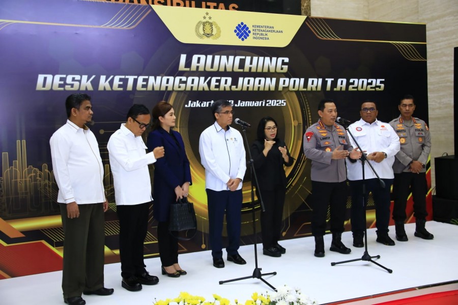 Kapolri Resmikan Desk Ketenagakerjaan untuk Jaminan Perlindungan Kaum Buruh