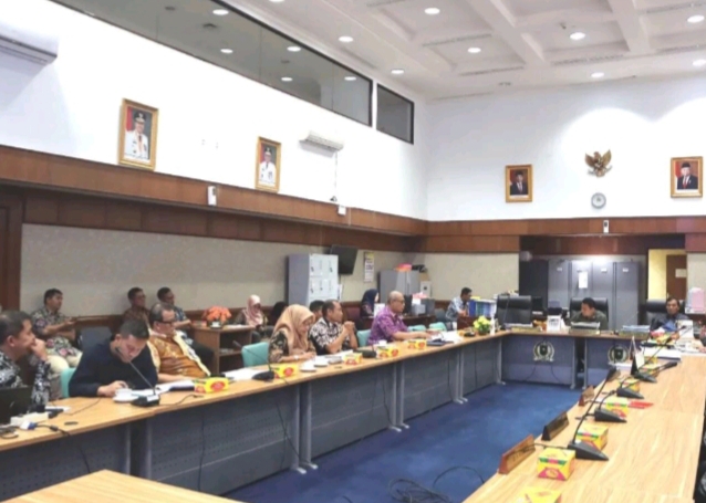 Pansus Ranperda Hasil Pengelolaan Kekayaan Daerah Gelar Rapat Perdana