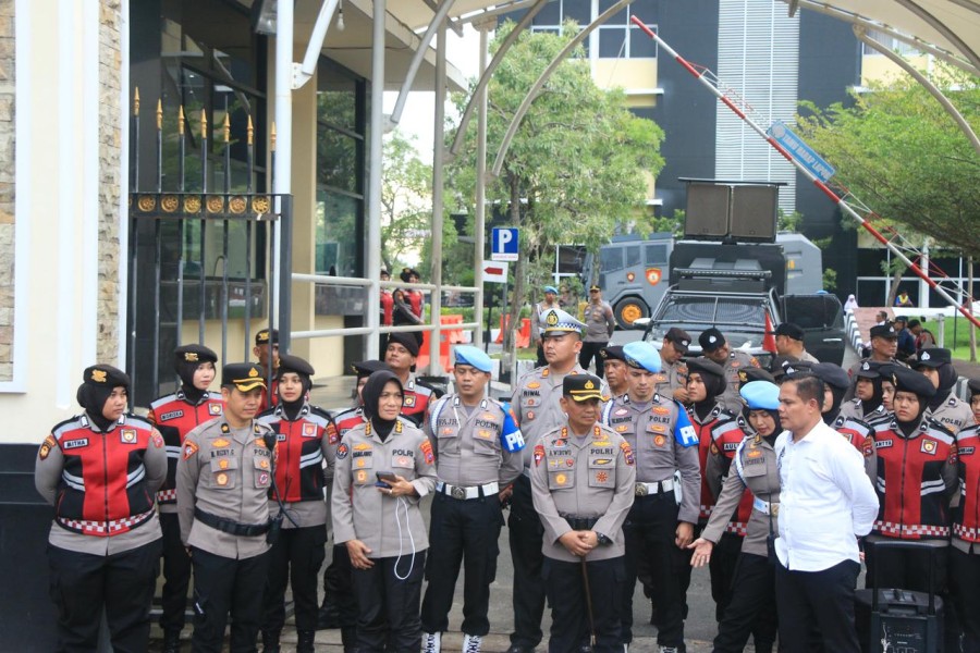 Pembubaran Aksi Demo di Depan Polda Sumbar, Polisi Tegas, namun Humanis