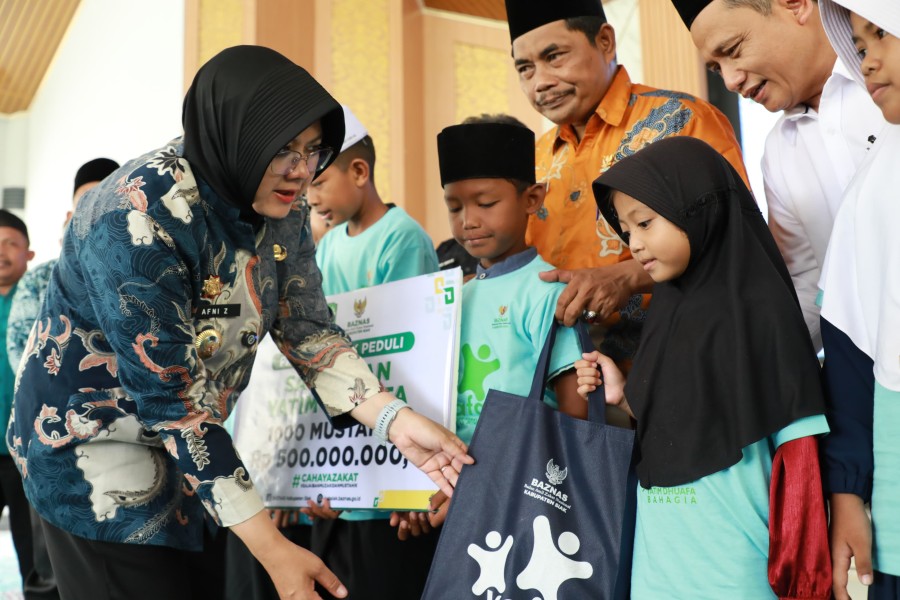 Alhamdulillah, Semua Anak Yatim Dhuafa di Siak Terima Santunan Rutin