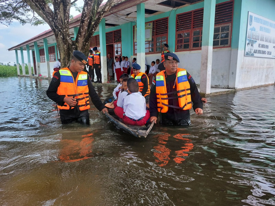 Sembilan Kabupaten dan Kota di Riau Tetapkan Status Siaga Darurat Banjir