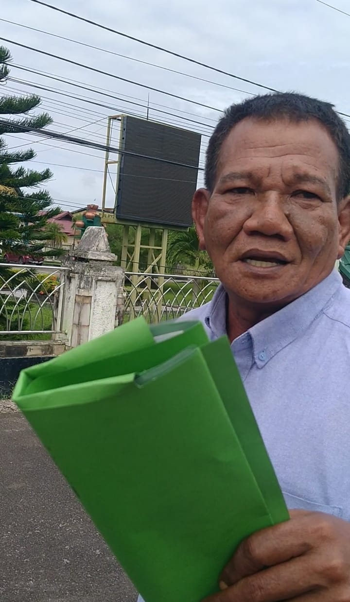 Usai Diperiksa Tipikor, Atim Mantan Kades Tanjung Leban Kabur Hindari Wartawan
