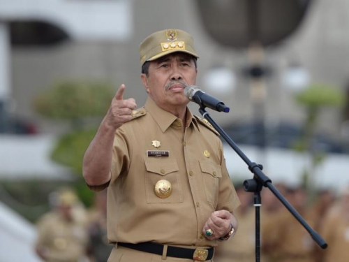 Garap PI Migas, Gubri: Ada BUMD di Riau Cari Konsultan Saja Payah
