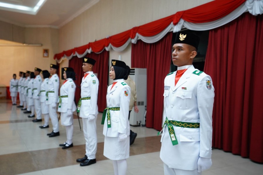Gubri Abdul Wahid Kukuhkan Paskibraka 2025, Siap Jalankan Tugas Bersejarah