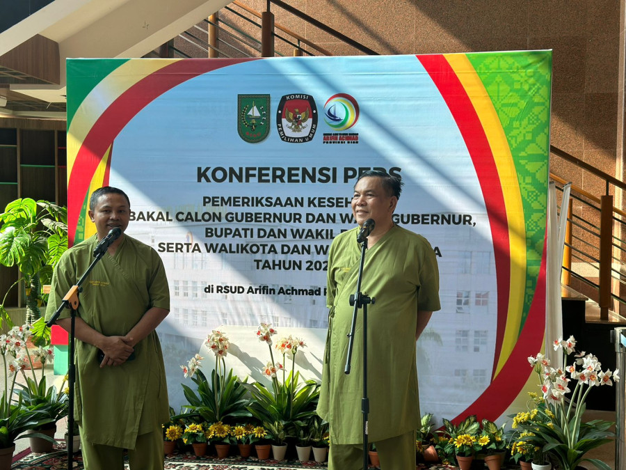 Jalani Tes Kesehatan untuk Pilgubri, Wahid-SF Hariyanto: Insyaallah Lancar