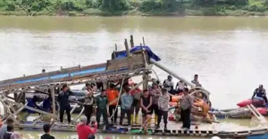 Patroli Gabungan di Cerenti Bongkar 55 Rakit PETI di Sungai Kuantan