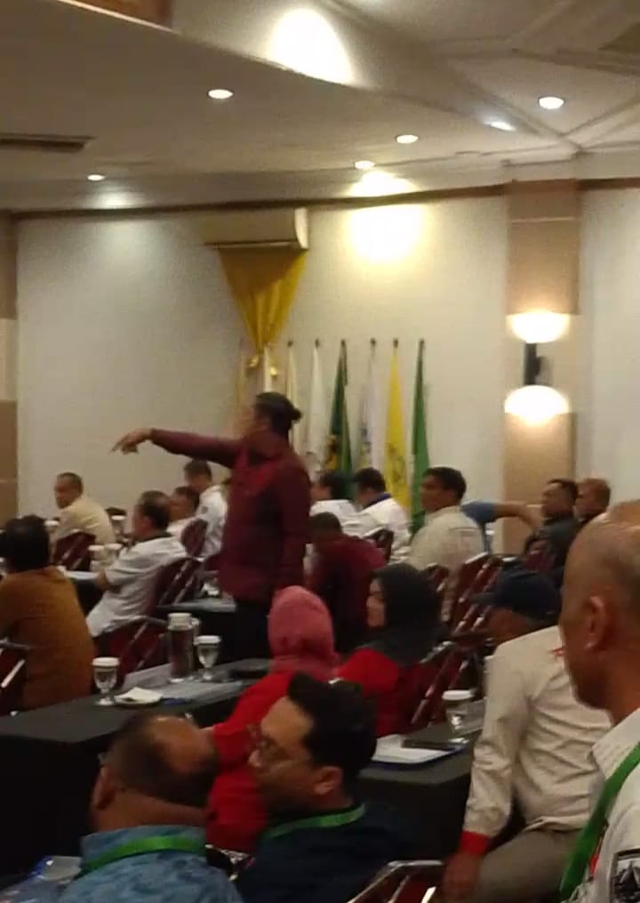 Beda Pendapat, Rapat Kerja KONI Riau di Warnai Kerusuhan