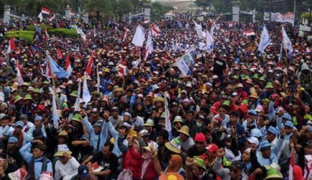 Serentak di 20 Provinsi, 10 Ribu Buruh Akan Unjuk Rasa di Depan Istana Jakarta