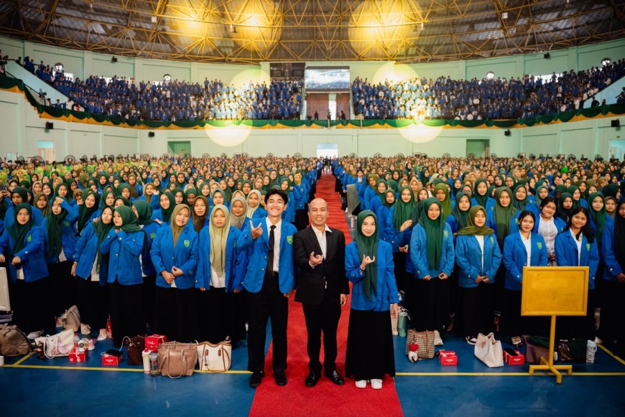 UIR Mulai PKKMB 2026, Ribuan Mahasiswa Baru Didorong Jadi Gen Unggul