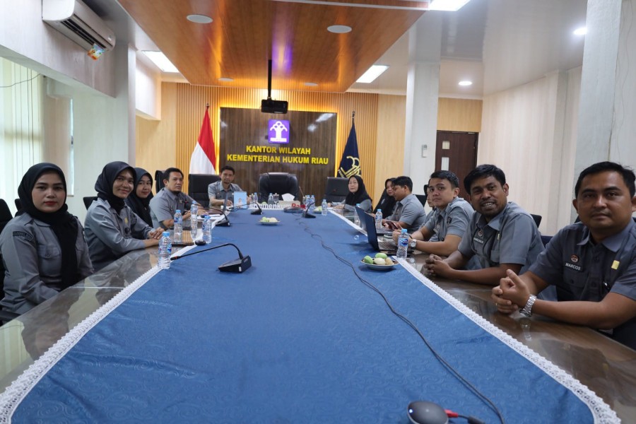 Kanwil Kemenkum Riau Benahi Data Disiplin Pegawai dan Pengaduan
