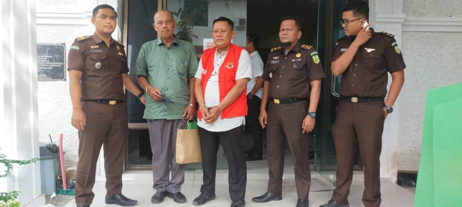 Kades Senderak Ditahan, Kasi Pemdes Diduga Kabur ke Malaysia