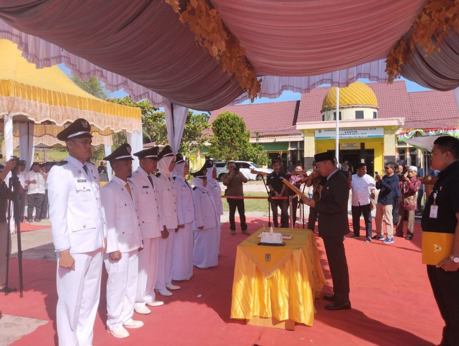 Bupati Afrzal Sintong Lantik 7 Pjs Penghulu dan Kapus Balai Jaya