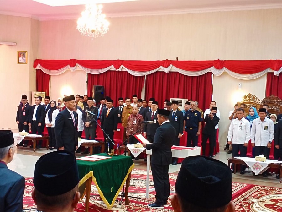Gubernur Riau Abdul Wahid Perpanjang Masa Jabatan Taufik OH sebagai Pj Sekdaprov