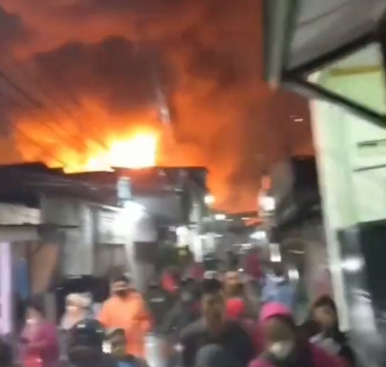 Breaking News! Depo Pertamina Plumpang  Meledak