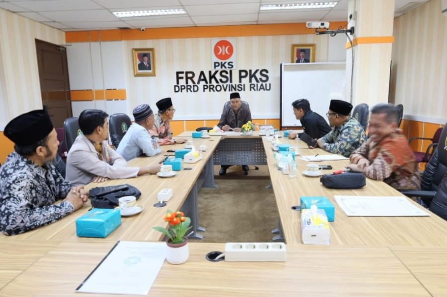 Fraksi PKS DPRD Riau Tampung Aspirasi KBPII dan FKPQ