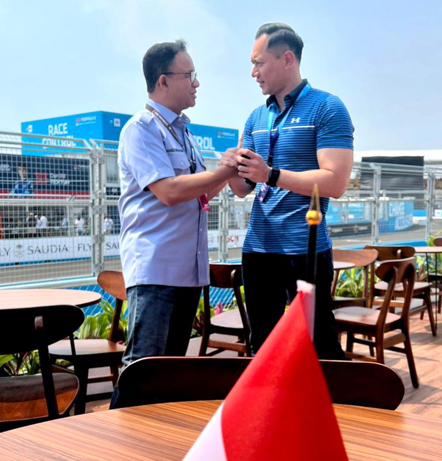 Nonton Formula E di Sirkuit Ancol, AHY Disambut Akrab Anies Baswedan