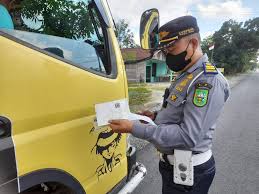 Puluhan Angkutan Terjaring Razia Penumbar Dishub Pekanbaru