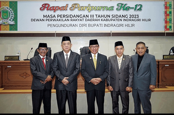 Paripurna DPRD: Bupati Inhil HM Wardan Bacakan Surat Pengunduran Diri