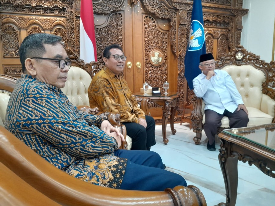 SMSI Pusat Audiensi dengan Mendikdasmen Bahas Sinergi Edukasi Pers Berkualitas