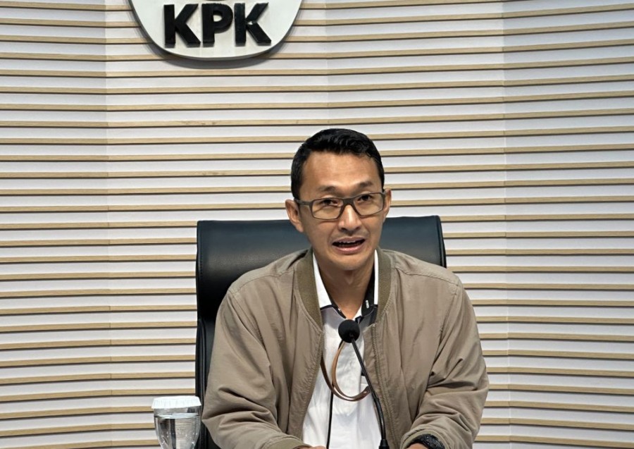 KPK Periksa Guru Besar UIN dan Lima Saksi Terkait Kasus Kuansing